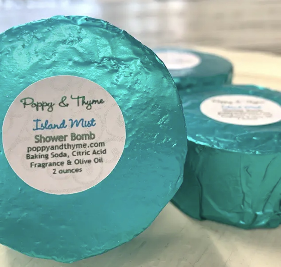 Poppy & Thyme Shower Bomb