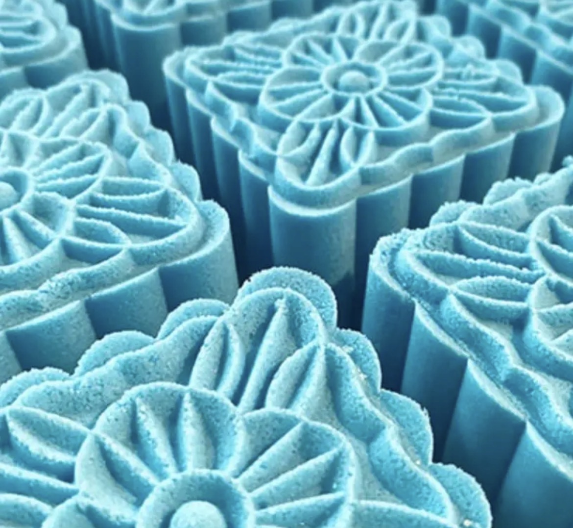 Poppy & Thyme Bath Bombs