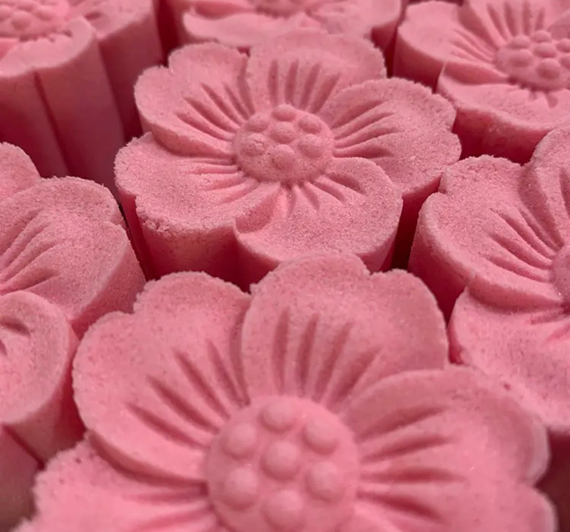 Poppy & Thyme Bath Bombs