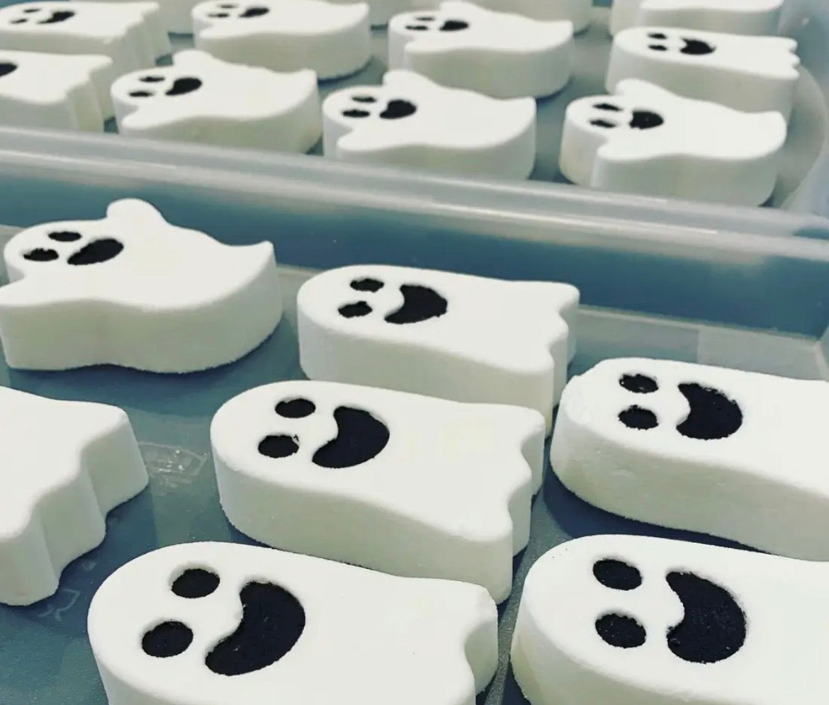 Poppy & Thyme Bath Bombs