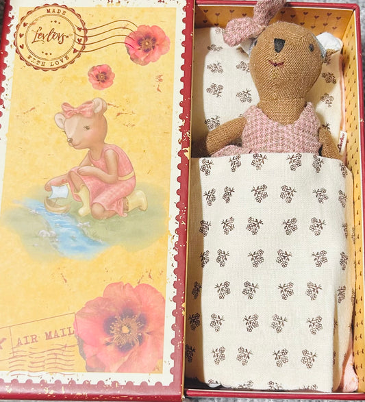 Levlovs Bear in a Stamp Box