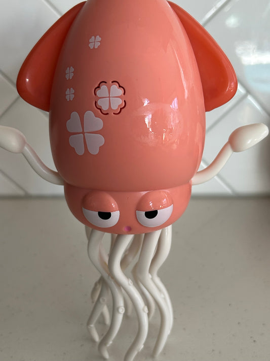 Dancing Squid
