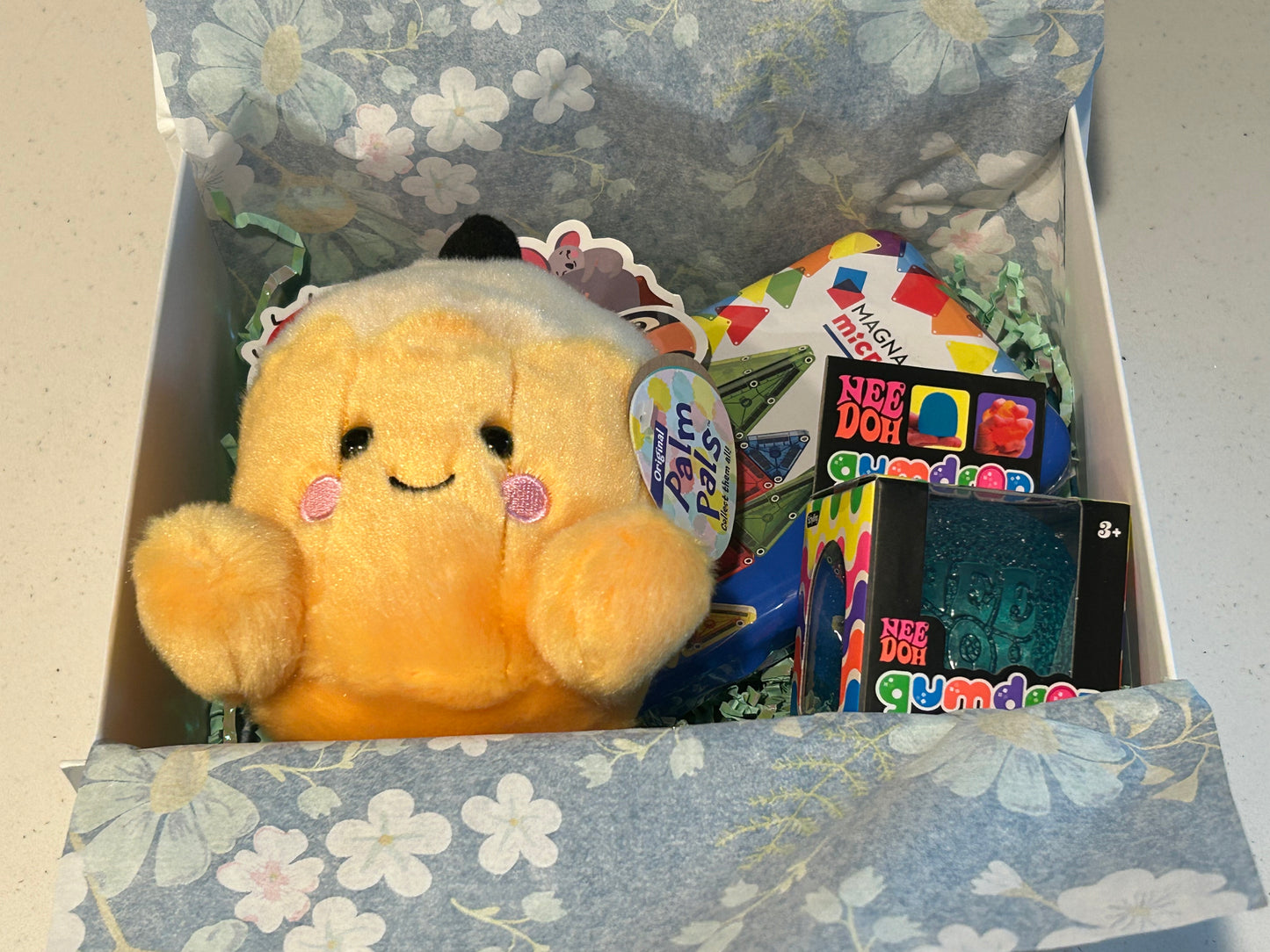 Small Kid’s Gift Box!